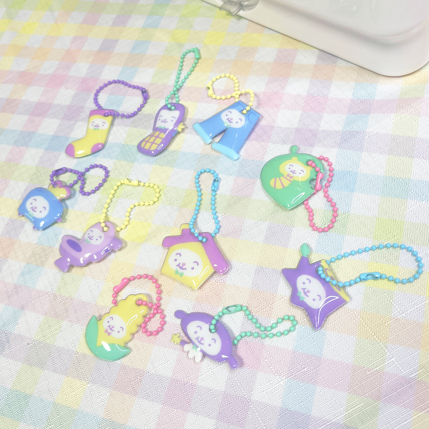BEEPAW PUFFY CHARM GACHA