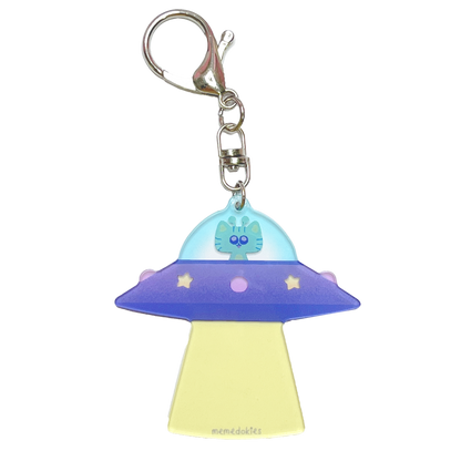 ALIEN KITTY UFO CHARM